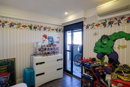 Apartamento à venda com 200m², 3 quartos e 4 vagasSuíte 2