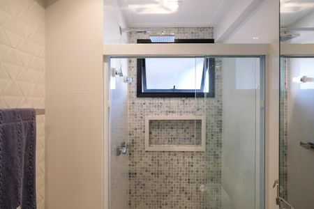 Apartamento à venda com 200m², 3 quartos e 4 vagasBanheiro da suíte 2