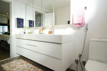 Apartamento à venda com 200m², 3 quartos e 4 vagasBanheiro da suíte 1