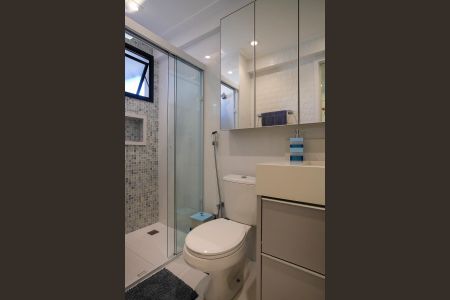 Apartamento à venda com 200m², 3 quartos e 4 vagasBanheiro da suíte 2
