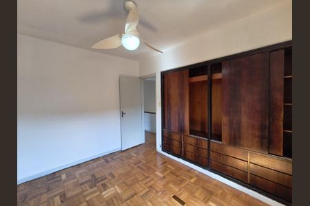 Casa à venda com 111m², 3 quartos e 2 vagasQuarto 3