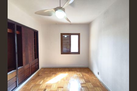 Casa à venda com 111m², 3 quartos e 2 vagasQuarto 3