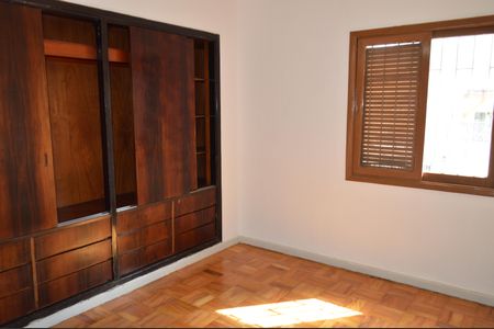 Casa à venda com 111m², 3 quartos e 2 vagasQuarto 3