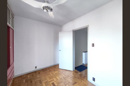 Casa à venda com 111m², 3 quartos e 2 vagasQuarto 2
