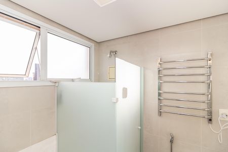 Apartamento à venda com 140m², 3 quartos e 3 vagasBanheiro da Suíte 1