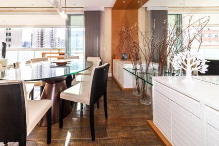 Apartamento à venda com 140m², 3 quartos e 3 vagasSala