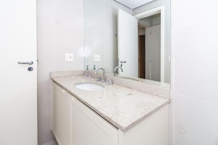 Apartamento à venda com 140m², 3 quartos e 3 vagasBanheiro da Suíte 3