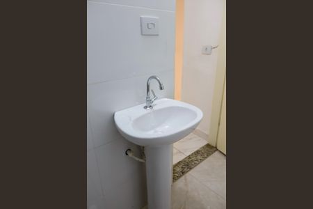 Casa para alugar com 48m², 1 quarto e sem vagaBanheiro