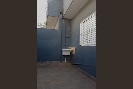 Casa para alugar com 48m², 1 quarto e sem vagaQuintal