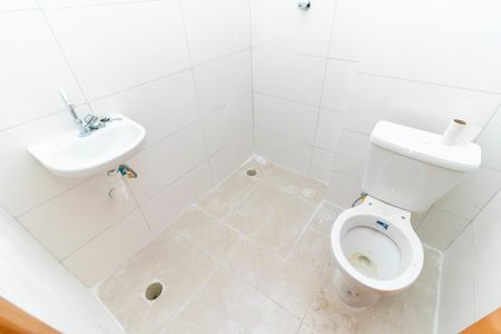 Apartamento para alugar com 42m², 2 quartos e sem vaga Apartamento para alugar com 42m², 2 quartos e sem vagaBanheiro