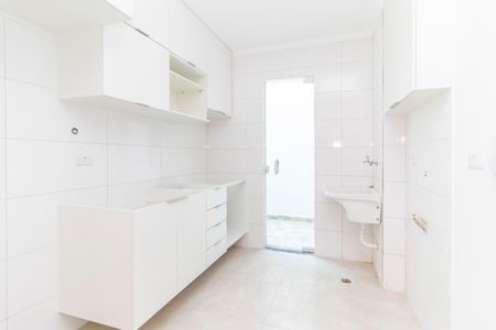 Apartamento para alugar com 42m², 2 quartos e sem vaga Apartamento para alugar com 42m², 2 quartos e sem vagaCozinha e Área de Serviço