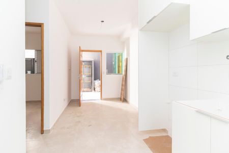 Apartamento para alugar com 42m², 2 quartos e sem vaga Apartamento para alugar com 42m², 2 quartos e sem vagaCozinha e Área de Serviço