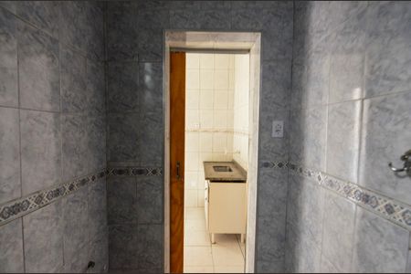 Casa para alugar com 115m², 2 quartos e 1 vaga Casa para alugar com 115m², 2 quartos e 1 vagaBanheiro