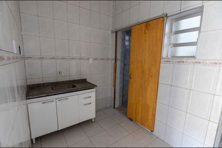 Casa para alugar com 115m², 2 quartos e 1 vaga Casa para alugar com 115m², 2 quartos e 1 vagaCozinha