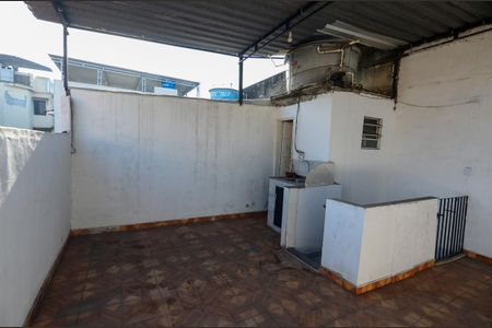 Casa para alugar com 115m², 2 quartos e 1 vaga Casa para alugar com 115m², 2 quartos e 1 vagaTerraço