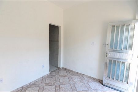 Casa para alugar com 115m², 2 quartos e 1 vaga Casa para alugar com 115m², 2 quartos e 1 vagaSala