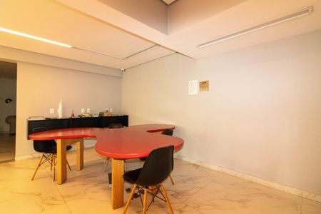 Studio à venda com 30m², 1 quarto e 1 vaga Studio à venda com 30m², 1 quarto e 1 vagaÁrea comum - Espaço de Reuniões