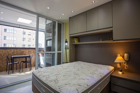Studio à venda com 30m², 1 quarto e 1 vaga Studio à venda com 30m², 1 quarto e 1 vagaStudio