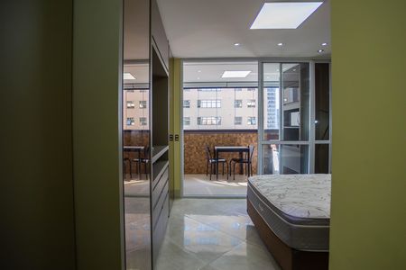 Studio à venda com 30m², 1 quarto e 1 vaga Studio à venda com 30m², 1 quarto e 1 vagaStudio