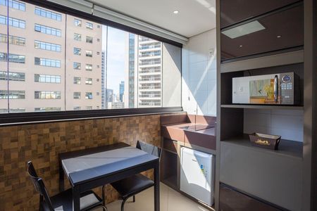 Studio à venda com 30m², 1 quarto e 1 vaga Studio à venda com 30m², 1 quarto e 1 vagaVaranda