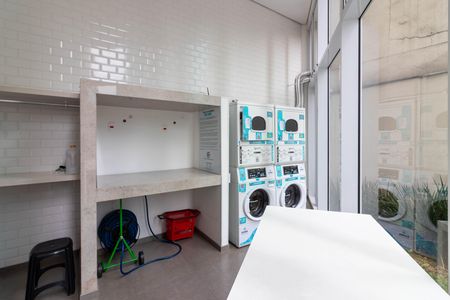 Studio à venda com 30m², 1 quarto e 1 vaga Studio à venda com 30m², 1 quarto e 1 vagaÁrea comum - Lavanderia