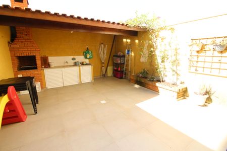 Casa à venda com 125m², 3 quartos e 2 vagasÁrea de Serviço