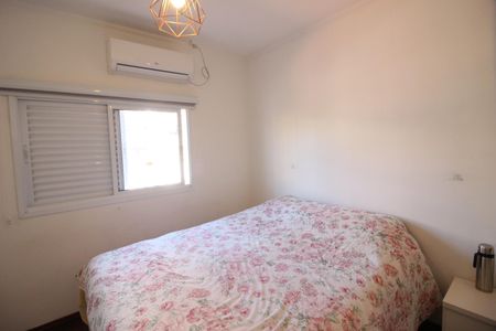 Casa à venda com 125m², 3 quartos e 2 vagasSuite