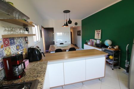 Casa à venda com 125m², 3 quartos e 2 vagasCozinha
