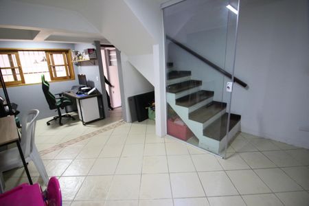 Casa à venda com 125m², 3 quartos e 2 vagasQuarto de Serviço