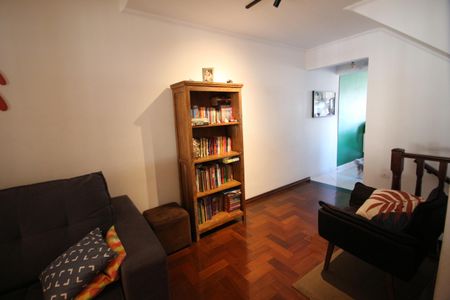 Casa à venda com 125m², 3 quartos e 2 vagasSala