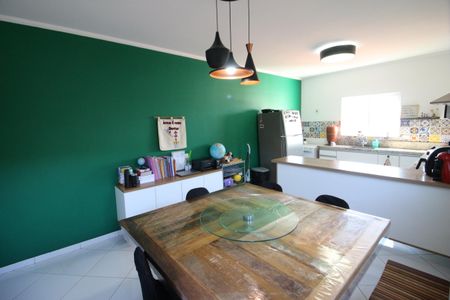 Casa à venda com 125m², 3 quartos e 2 vagasCozinha