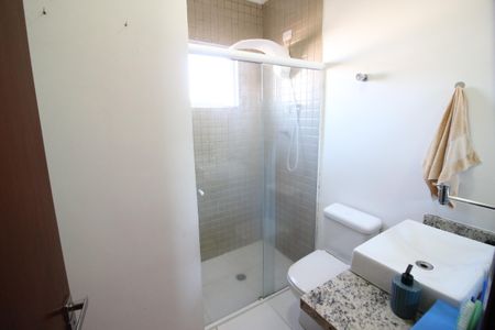 Casa à venda com 125m², 3 quartos e 2 vagasBanheiro da Suíte