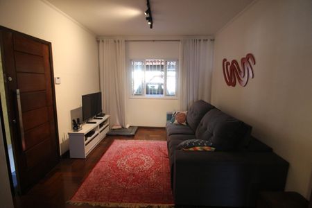 Casa à venda com 125m², 3 quartos e 2 vagasSala