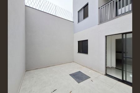Apartamento para alugar com 50m², 1 quarto e sem vagaQuintal