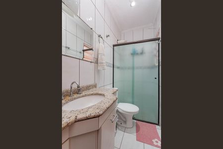 Casa à venda com 110m², 3 quartos e 2 vagasBanheiro da Suíte