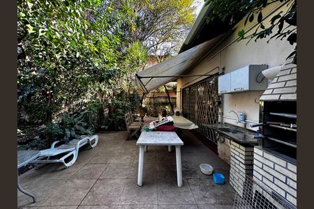 Área comum de casa à venda com 6 quartos, 1000m² em Vila Cordeiro, São Paulo