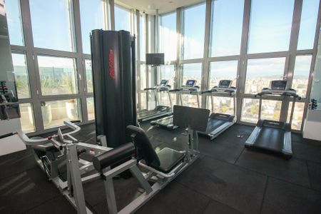 Studio para alugar com 42m², 1 quarto e 1 vaga Studio para alugar com 42m², 1 quarto e 1 vagaÁrea comum - Academia