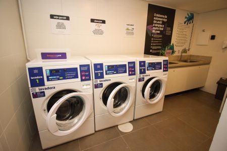 Studio para alugar com 42m², 1 quarto e 1 vaga Studio para alugar com 42m², 1 quarto e 1 vagaLavanderia