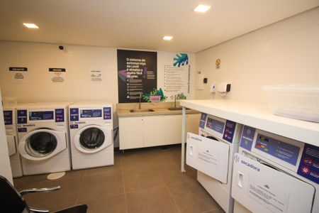 Studio para alugar com 42m², 1 quarto e 1 vaga Studio para alugar com 42m², 1 quarto e 1 vagaLavanderia