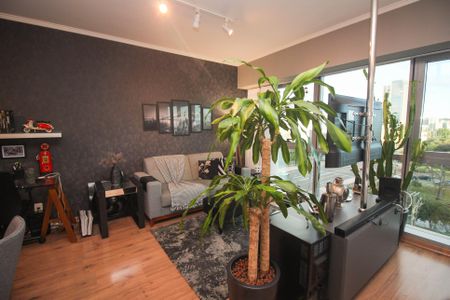 Studio para alugar com 42m², 1 quarto e 1 vaga Studio para alugar com 42m², 1 quarto e 1 vagaSala/Quarto