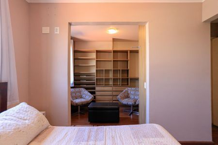Apartamento para alugar com 68m², 2 quartos e 1 vagaSuíte