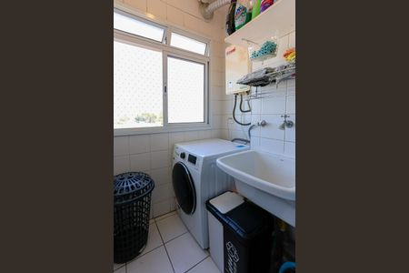 Apartamento para alugar com 68m², 2 quartos e 1 vagaÁrea de Serviço