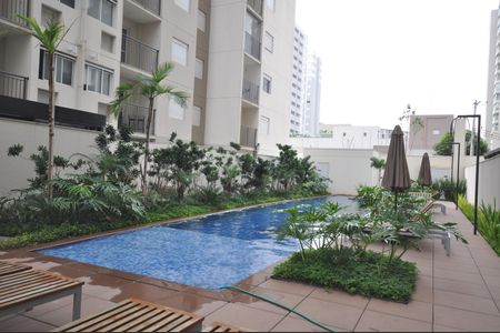 Apartamento à venda com 50m², 2 quartos e 1 vagaÁrea comum - Piscina