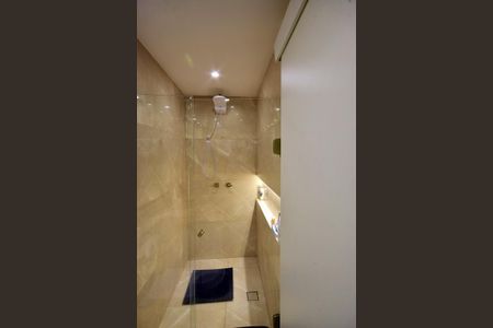 Apartamento à venda com 140m², 1 quarto e 1 vaga Apartamento à venda com 140m², 1 quarto e 1 vagaBanheiro Social