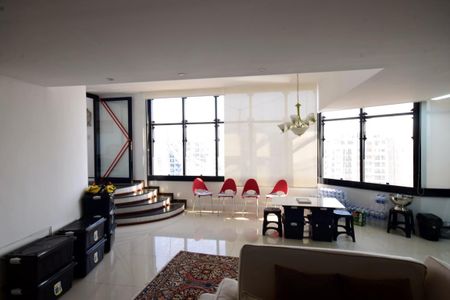 Apartamento à venda com 140m², 1 quarto e 1 vaga Apartamento à venda com 140m², 1 quarto e 1 vagaSala/Cozinha