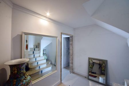 Apartamento à venda com 140m², 1 quarto e 1 vaga Apartamento à venda com 140m², 1 quarto e 1 vagaHall de Entrada