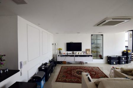 Apartamento à venda com 140m², 1 quarto e 1 vaga Apartamento à venda com 140m², 1 quarto e 1 vagaSala/Cozinha