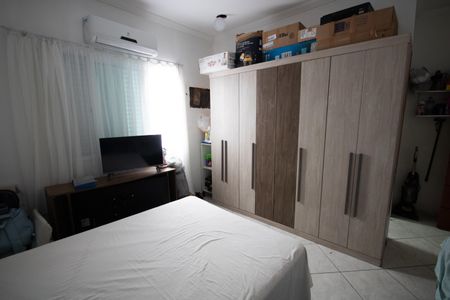 Casa para alugar com 450m², 3 quartos e 1 vaga Casa para alugar com 450m², 3 quartos e 1 vagaSuíte 1