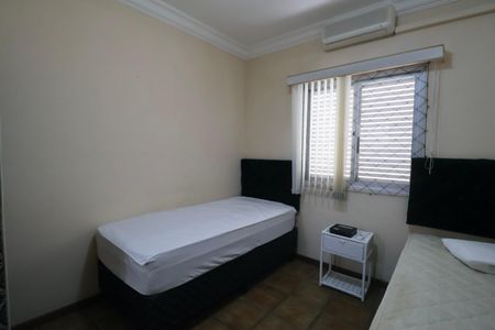 Apartamento para alugar com 158m², 3 quartos e 1 vaga Apartamento para alugar com 158m², 3 quartos e 1 vagaQuarto