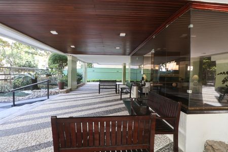 Apartamento para alugar com 158m², 3 quartos e 1 vaga Apartamento para alugar com 158m², 3 quartos e 1 vagaHall de entrada